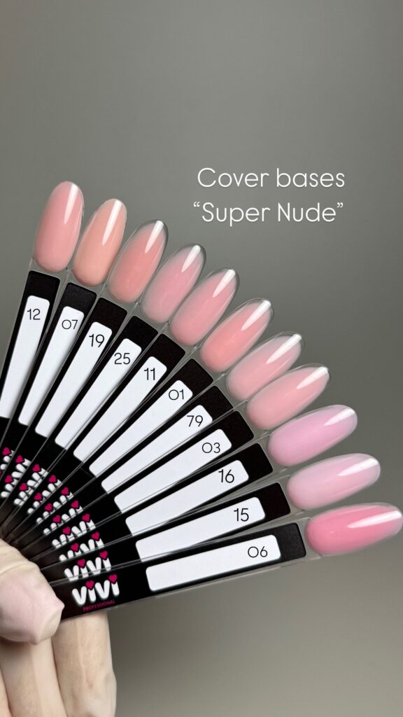 Abanico de tips con los tonos de Cover Base Super Nude